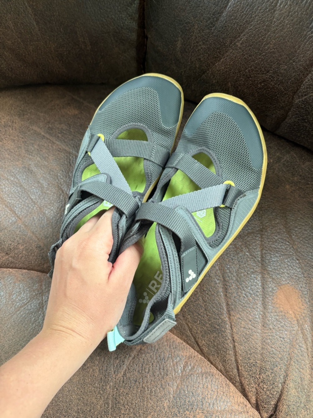 VIVO Barefoot Tracker Women’s Sandals - Picture 3 of 11